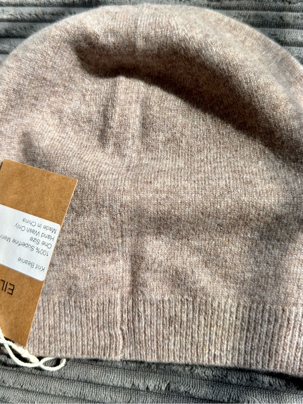 Cashmere LikeKnit Beanie with Brooch - Light Taupe